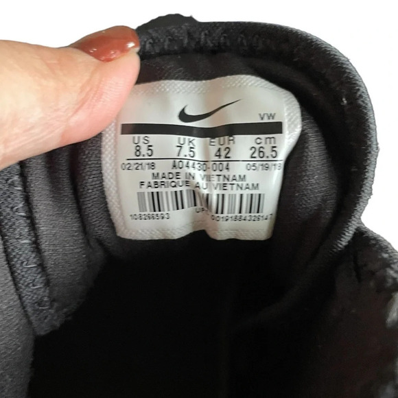 Nike Air • Versatile III Basketball Shoes main image 7